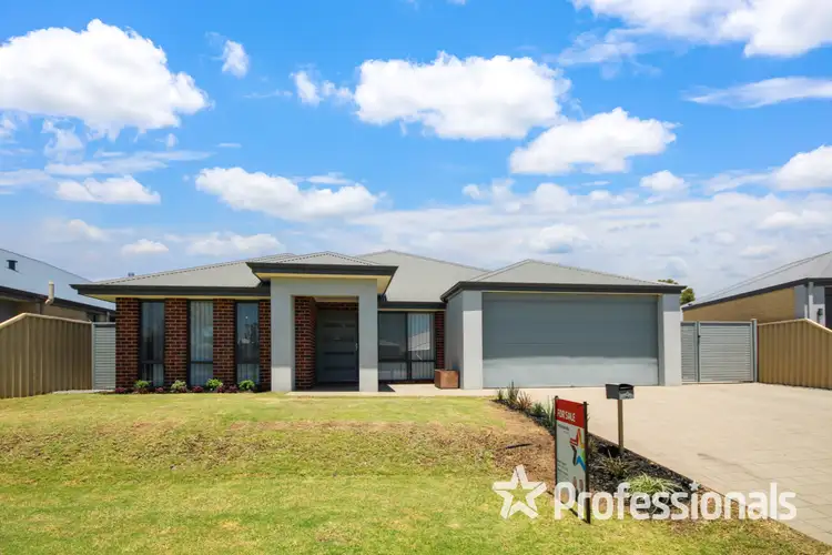 Second view of Homely house listing, 4 Glenelg Drive, Millbridge WA 6232