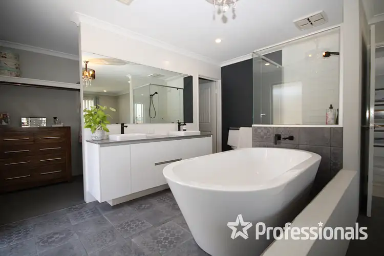 Fourth view of Homely house listing, 4 Glenelg Drive, Millbridge WA 6232