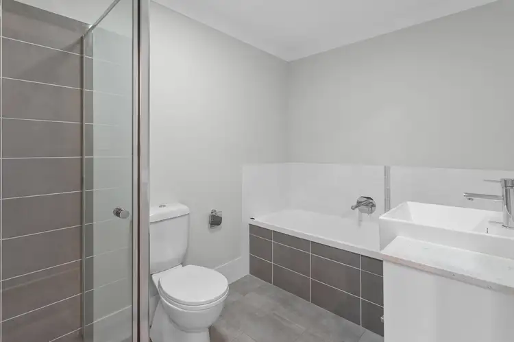 Fifth view of Homely semi-detached listing, 1/12 Centaur Street, Redcliffe QLD 4020