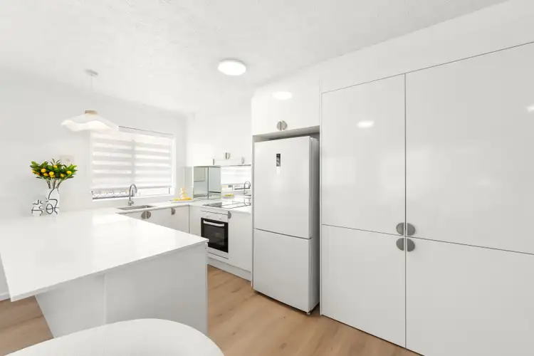 Sixth view of Homely apartment listing, 15/7-17 Purli Street, Chevron Island QLD 4217