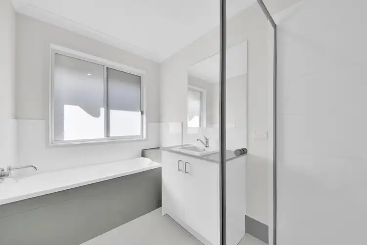 Fifth view of Homely house listing, 4 Birchwood street, Park Ridge QLD 4125