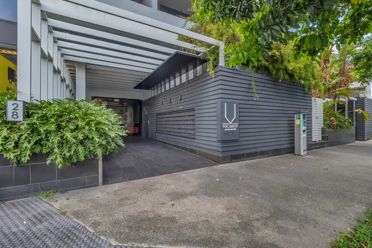 901/24-28 Wolseley Street, Woolloongabba QLD 4102