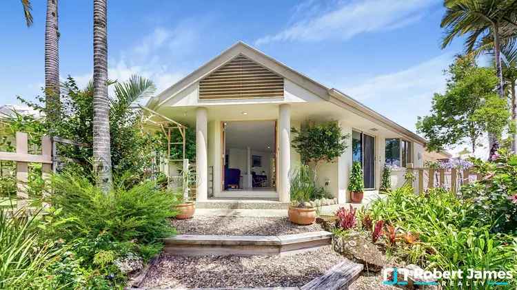1 Donovan Ct, Tewantin QLD 4565