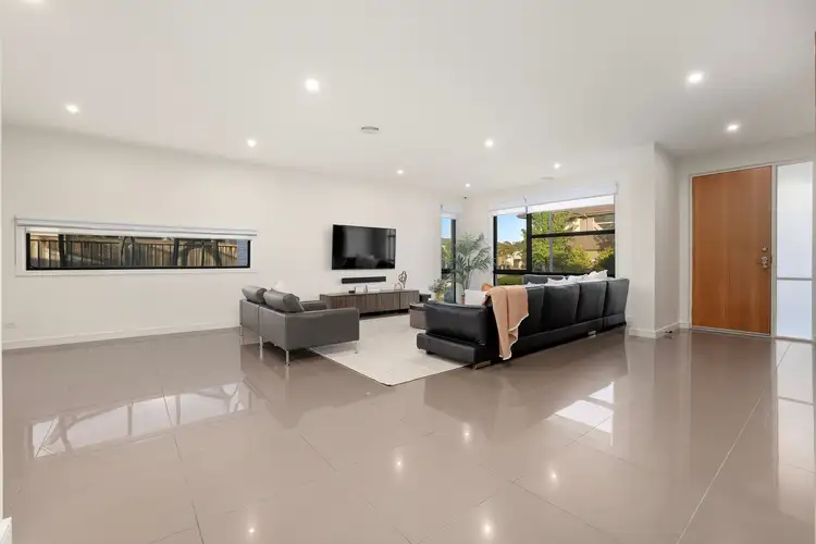 Second view of Homely house listing, 2 Excelsior Circuit, Mulgrave VIC 3170