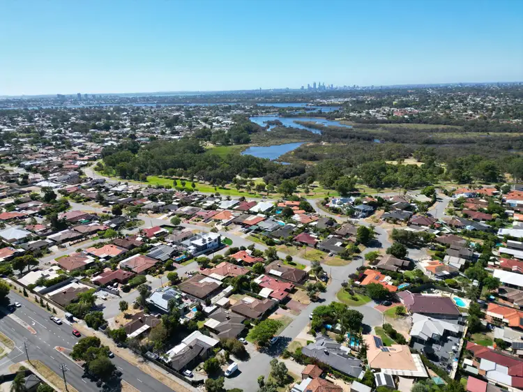 Third view of Homely house listing, 6 Cobalt Place, Riverton WA 6148