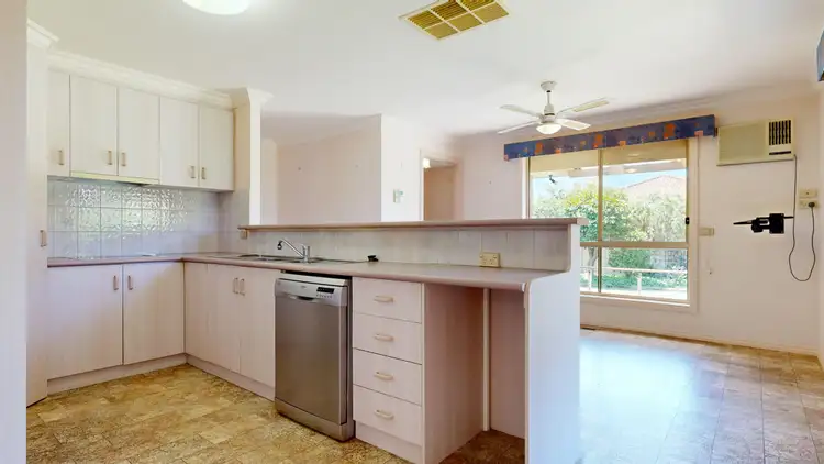 Sixth view of Homely unit listing, 1/22 Vickers Street, Kialla VIC 3631