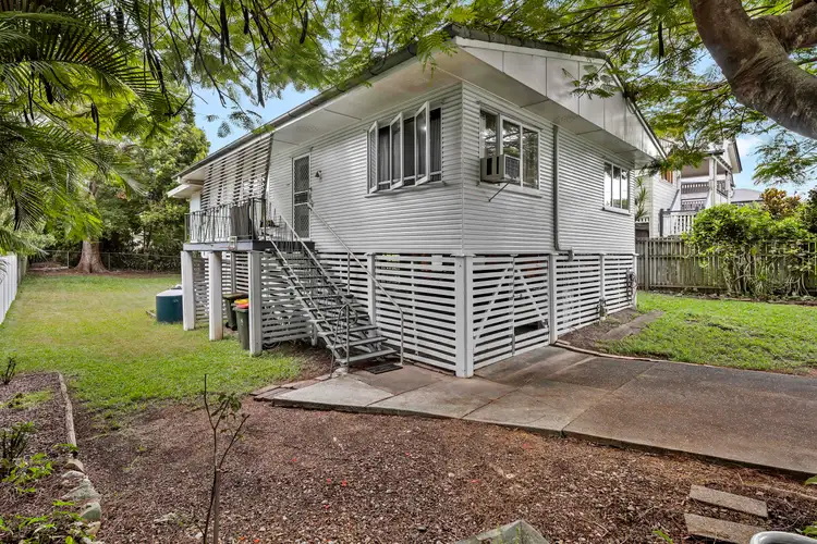 Second view of Homely house listing, 33 Orlando Road, Yeronga QLD 4104