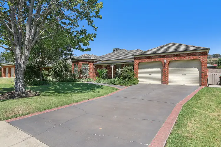 Second view of Homely house listing, 5 Clarendon Avenue, Wodonga VIC 3690