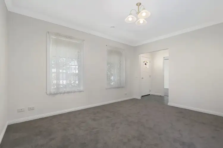 Fourth view of Homely house listing, 5 Clarendon Avenue, Wodonga VIC 3690