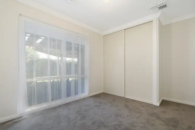 Fifth view of Homely house listing, 5 Clarendon Avenue, Wodonga VIC 3690
