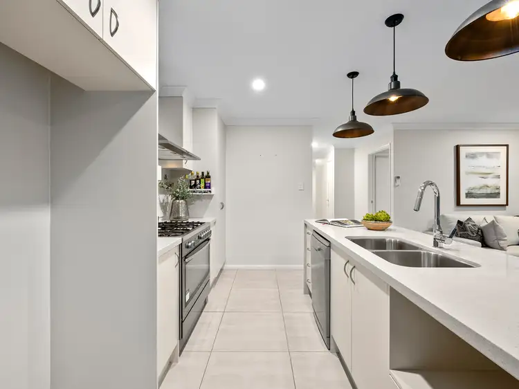 Sixth view of Homely house listing, 7 Daniell Close, Ripley QLD 4306