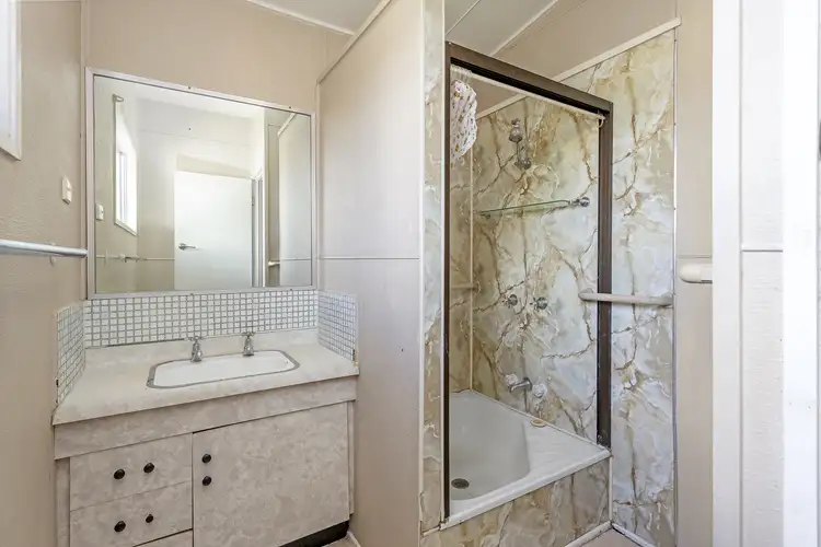 Seventh view of Homely house listing, 305 Anzac Avenue, Kippa-Ring QLD 4021