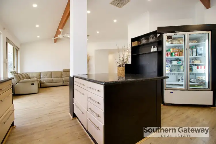 Fifth view of Homely house listing, 41 Porter Gardens, Leda WA 6170