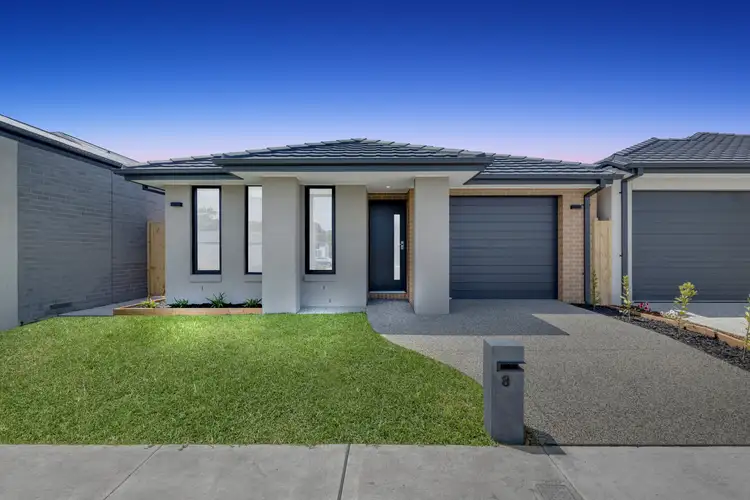 8 Azure Road, Wollert VIC 3750