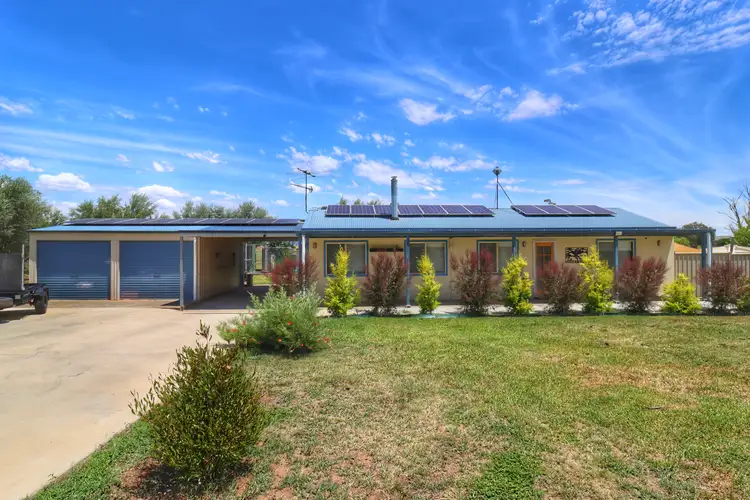 29 Waddell Street (wattamondara), Cowra NSW 2794