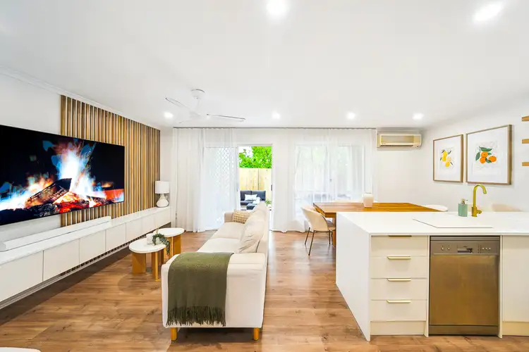 Main view of Homely townhouse listing, 37/102-104 Alexander Drive, Highland Park QLD 4211