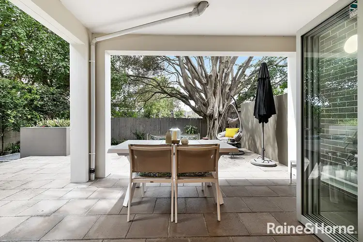 1-3 Villiers Street