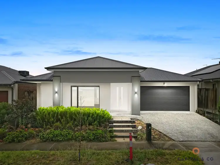 6 Vere Way, Mickleham VIC 3064