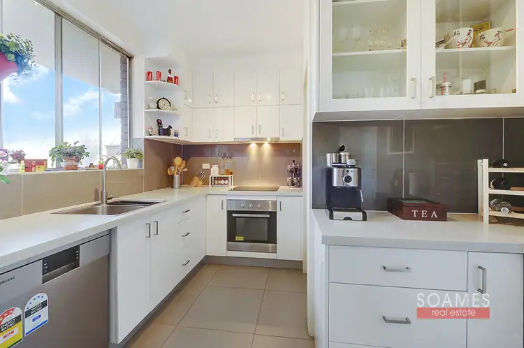 2/3 Muriel Street