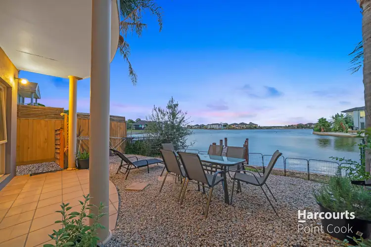 3/93 Sanctuary Lakes South Boulevard, Point Cook VIC 3030