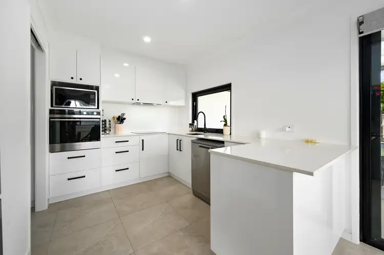 2 Chiba Street, Coombabah QLD 4216