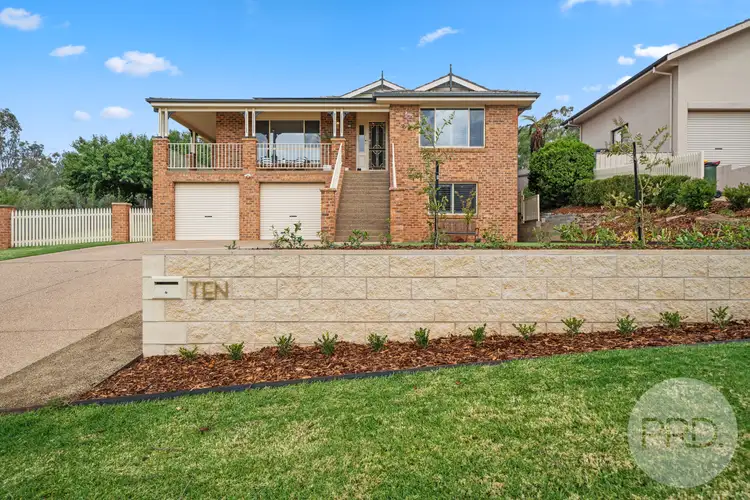10 Kincora Place, Bourkelands NSW 2650