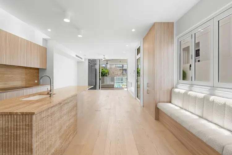 1/2b Banksia Broadway, Burleigh Heads QLD 4220