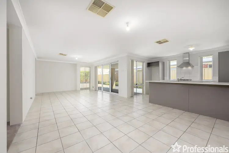 Fifth view of Homely house listing, 19 Silverline Bend, Bertram WA 6167