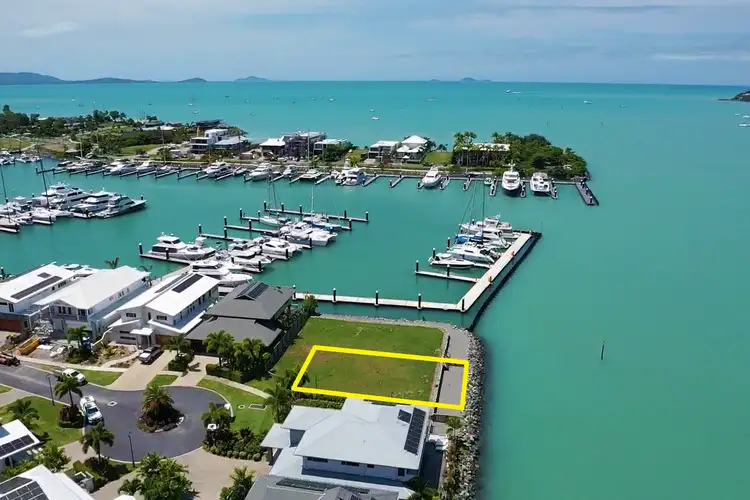 12 The Cove, Airlie Beach QLD 4802