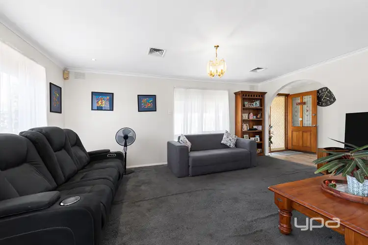 Fourth view of Homely house listing, 17 Highcombe Crescent, St Albans VIC 3021