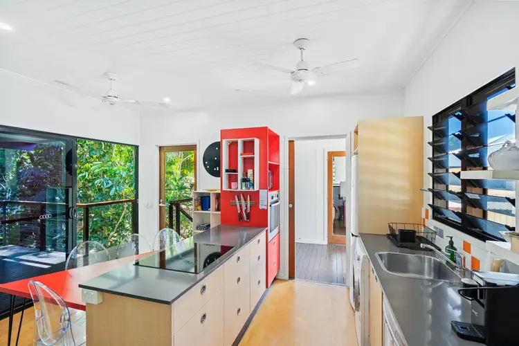 5A Law Street, Cairns North QLD 4870