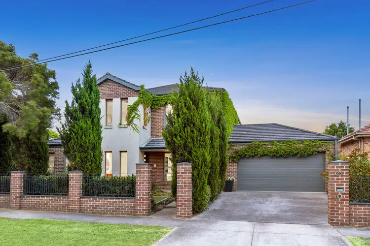 24 Malvern Grove, Manifold Heights VIC 3218