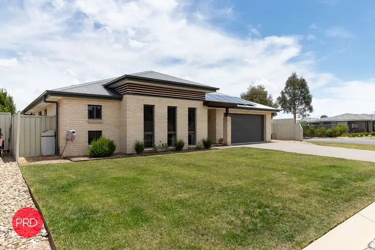 2 Murray Grey Place, Bungendore NSW 2621
