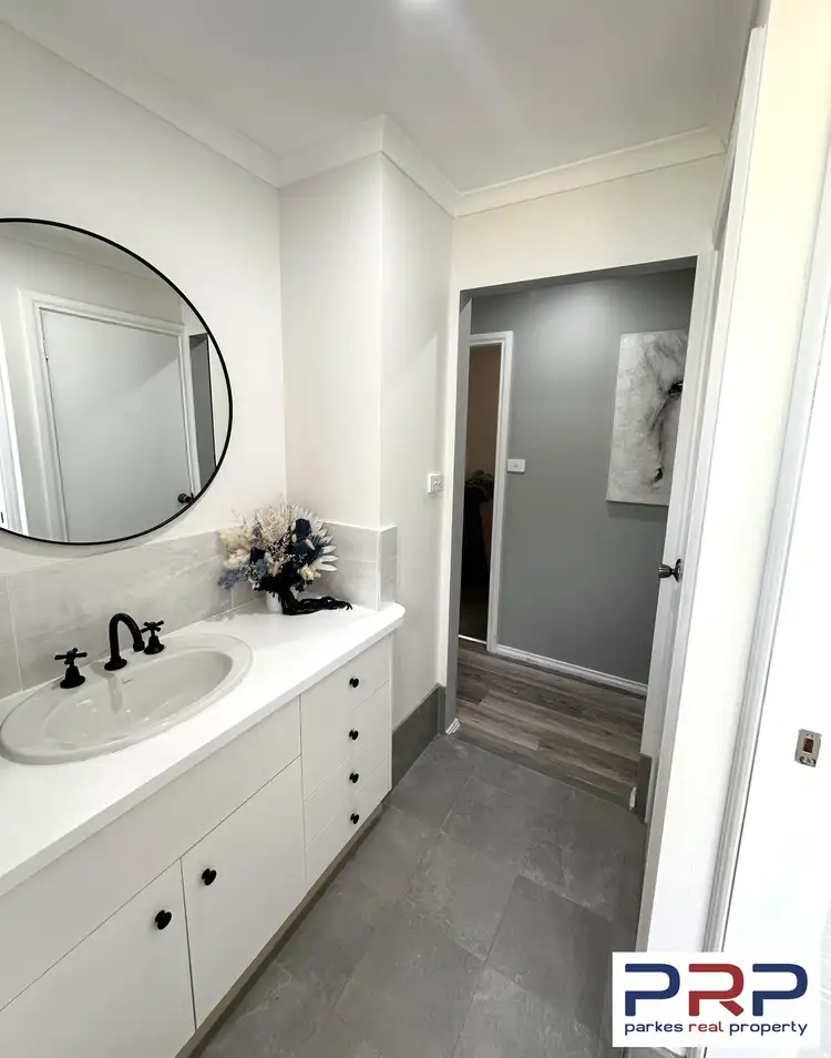 Seventh view of Homely house listing, 21 Danilenko Street, Parkes NSW 2870