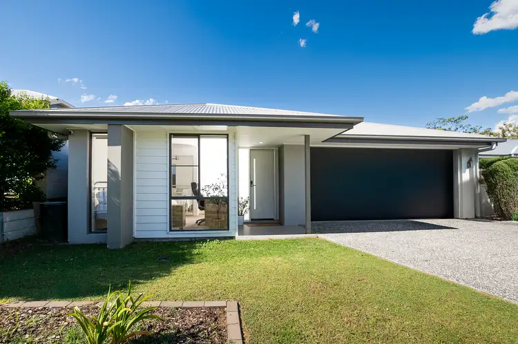 Main view of Homely house listing, 7 Hammersmith Crescent, Doolandella QLD 4077