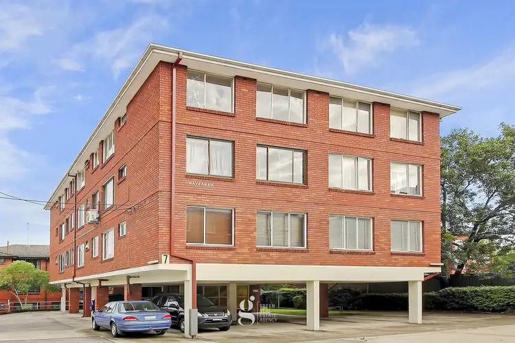 2/7 Bank Street, Meadowbank NSW 2114