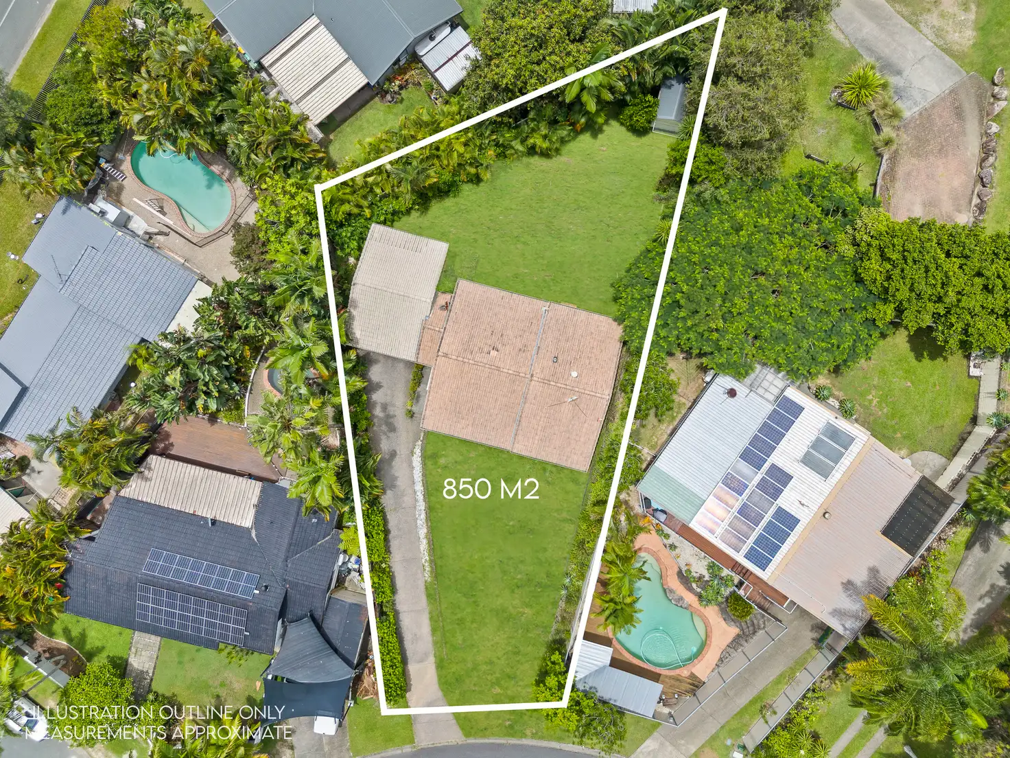 Main view of Homely house listing, 4 Claudia Court, Currumbin Waters QLD 4223