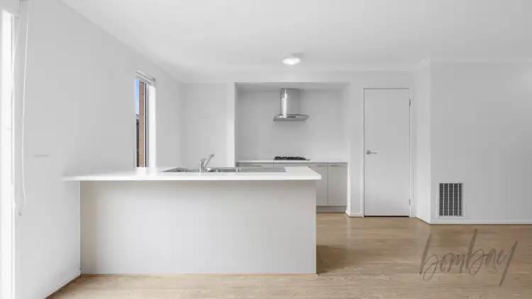 Fifth view of Homely townhouse listing, 12 Parkforest Walk, Craigieburn VIC 3064