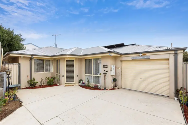 1B Wilton Avenue