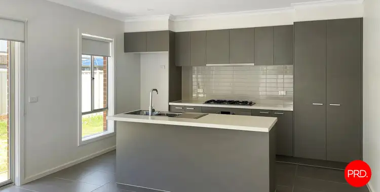 Fifth view of Homely house listing, 10 Webdon Drive, North Bendigo VIC 3550