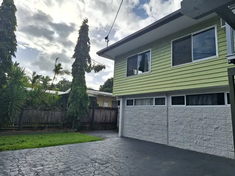 Main view of Homely unit listing, 1/2-4 Duignan Street, Whitfield QLD 4870
