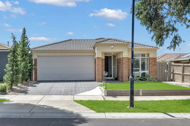 Second view of Homely house listing, 27 FELICITY DRIVE, Tarneit VIC 3029
