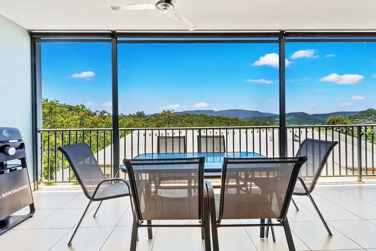3 Deloraine Cl