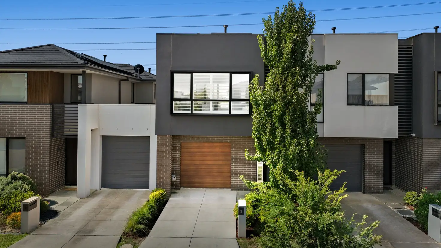 Main view of Homely townhouse listing, 3 Livingstone Circuit, Mulgrave VIC 3170