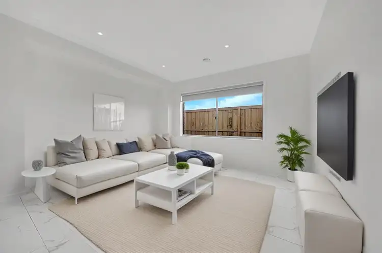 7 Midewin way, Wyndham Vale VIC 3024