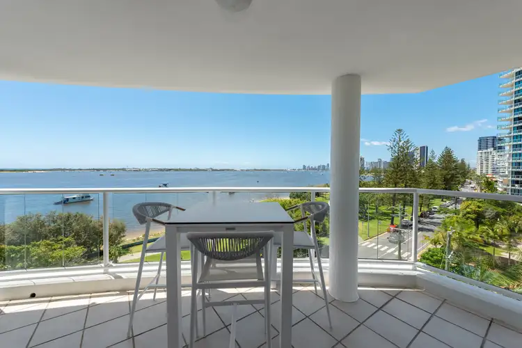22/242-244 Marine Parade, Labrador QLD 4215