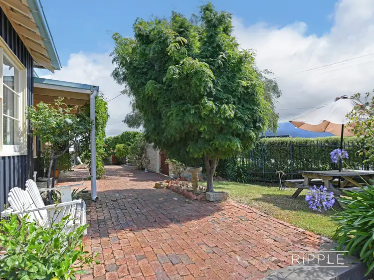 Fifth view of Homely house listing, 8 Lanrick Court, Lindisfarne TAS 7015