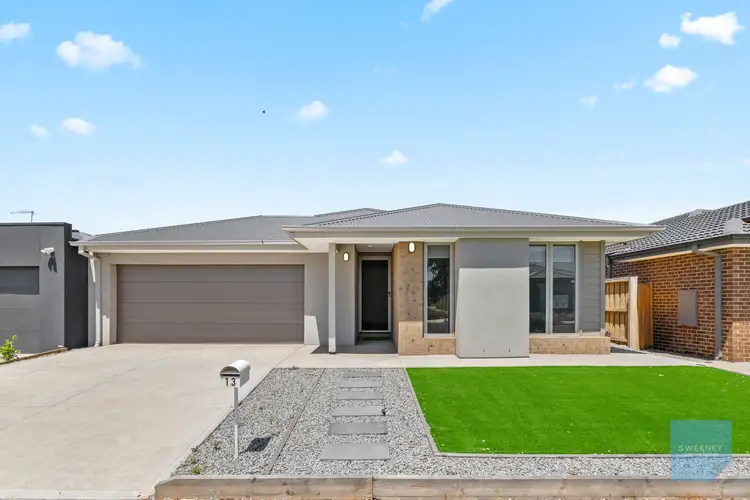 13 Dilwarra Drive, Bonnie Brook VIC 3335