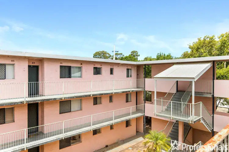 Second view of Homely house listing, 21/4 Canham Way, Orelia WA 6167