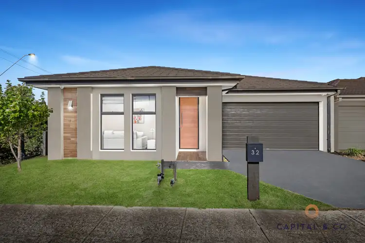 32 Loudon Circuit, Craigieburn VIC 3064